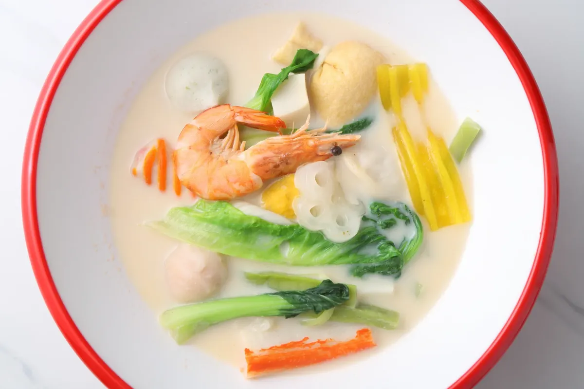 白湯スープの麻辣湯